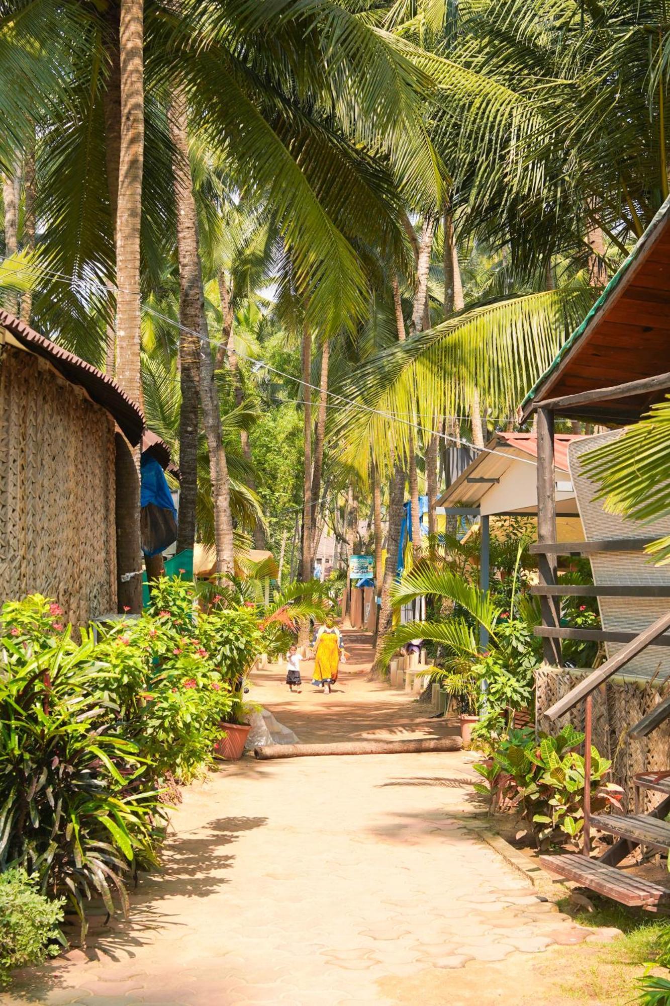 Beachfront Bliss Canacona Exterior photo